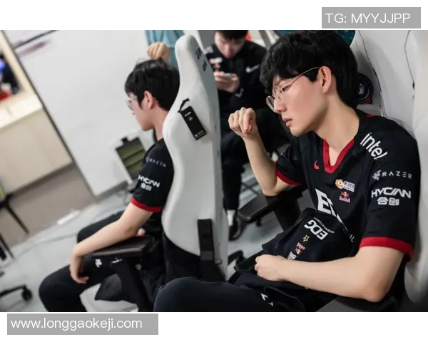 莱切与乌鸡激战正酣谁能在这场对决中笑到最后